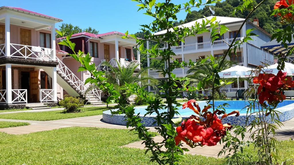 Guest House Nia Gonio Exterior photo