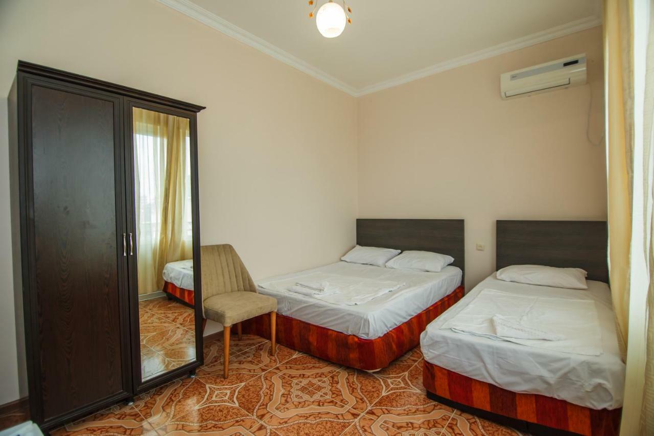 Guest House Nia Gonio Exterior photo